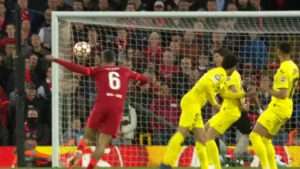 Liverpool vs villareal Thiago Alcântara missed goal 2022